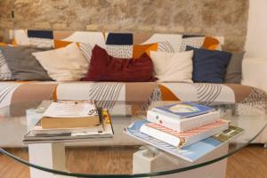 Rooms Steps from Colosseum by Welcome In