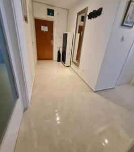Apartman Mira Zadar-Spacious 3-Bedroom Apartment near Beach & Old Town