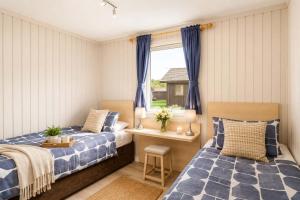 3Bed Lodge - Hot Tub - by Vivi Stays