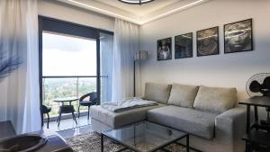 Blaq Bohemia Home Soulful 1BR Sanctuary