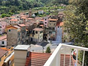 Appartamento con grandi terrazze private e posto auto - Ca Pie
