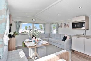 Lovely 3 bedroom holiday home in Seton Sand caravan park Wi-Fi Xbox