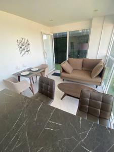 Modern Condo Infinity Pool Gym Near Beach