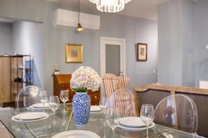 Chic 2 Bedroom in Balluta, St Julians by SF Homes