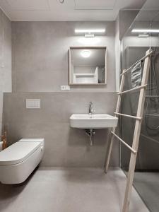 REAL Living by REFA - Modern Haven 508
