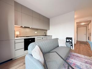 REAL Living by REFA - Modern Haven 508
