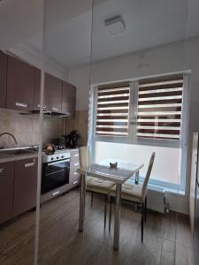 Apartament H, Bucharest