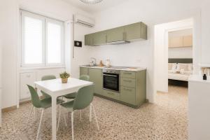 Frapolli 40 Elegant Studio
