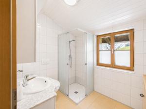 CROWN LIVING Apartments Krumbach - Highspeed WiFi - Self Check-in & Parking