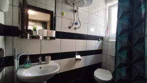 The House Apartments & Guest Rooms