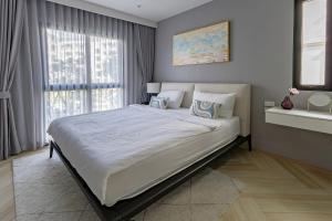 The Title Legendary Stylish 2BR Apartment Bang Tao