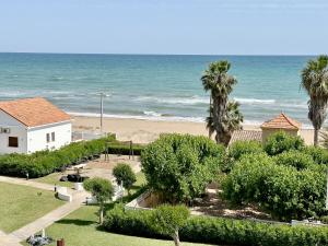 Tierra de Mar 05 by homeprive