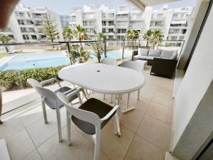 Marina Real 83 by homeprive