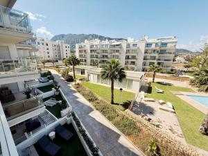 Marina Real 86 by homeprive