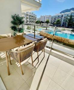 Marina Real 82 by homeprive