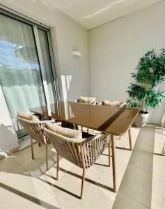 Marina Real 82 by homeprive