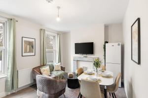 Large Gem Easy & Fast access to Central London