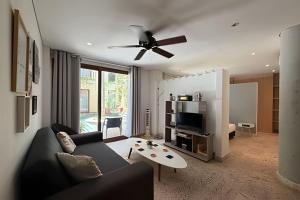 Casa del Rio by Colproperty Management