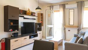 Sweet Holidays - La Caletta - Domus Grecu 2 - 200mt dal mare