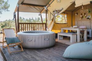 Adriatic Heritage Glamping No1 with Jacuzzi