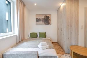 Gliwice Royal Studio 65 by BookingHost