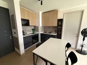 Urban Retreat Ines Matte Urrejola Full Amenities