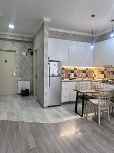 "Stylish Flat & Self Check-in"