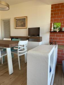 Panoramic modern apartment on Lake Maggiore Casa Mimì