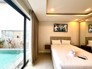 8bedrooms jomtien beach villa