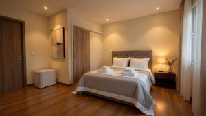 Athens Prime Room No3