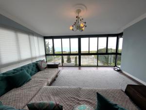 VillaKent - Luxury Seaview-Beachfront Villa
