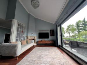 VillaKent - Luxury Seaview-Beachfront Villa