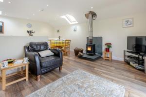 1 Bed in Truro oc-lsunf