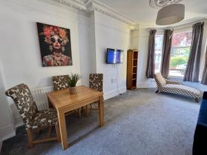 Classic London Style apartment in Zone 2