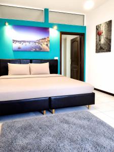 The Aspect - Sea View 14