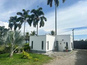 Villa Milena - Private Coffee Region Cabin