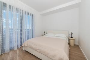 Apartment Vana with sea view