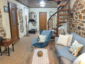 Amelies Stone House