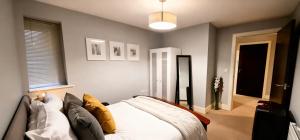 Luxury Belfast City Centre Apartment with Views