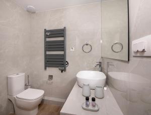 Sea Breeze - 10 steps away from Nea Chora Beach