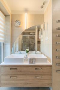 Balaton Bliss Lakefront Apartment