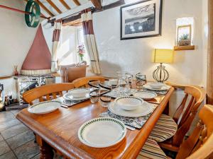 2 Bed in Conwy oc-95905