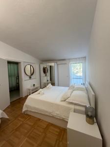 Apartments Vera Brela,Free private parking,sea view