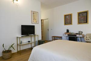 Cozy guest house Downtown img13