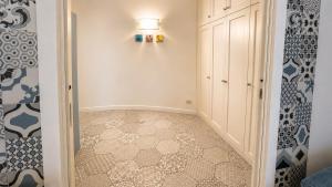 Domus Valeria - Suite Boutique Centro Storico Murales Odissea