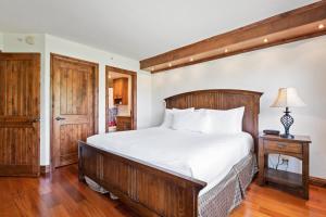 Borders Lodge L303 2BD Beaver Creek Ski-In, Ski-Out Condo