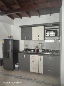 Apartamento Amoblado en Laureles Medellín Cerca a Unicentro