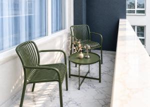 Elegant City Living - Modern 2BD with Terrace