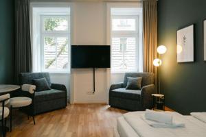 Comfy APT for 2-4 quiet & close to metro
