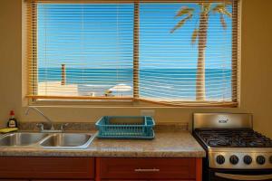 Beach Studio 7
